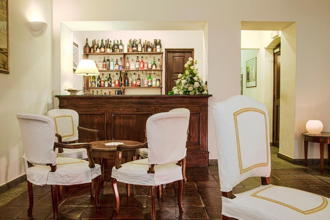 Locanda La Posta Cavour Eksteriør billede
