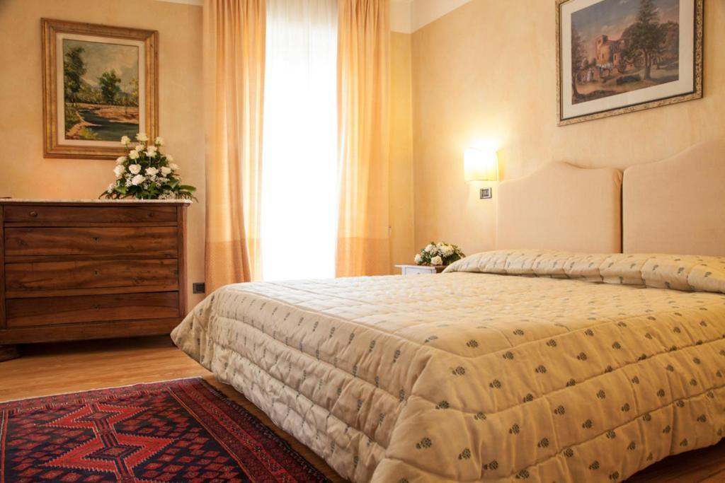 Locanda La Posta Cavour Værelse billede